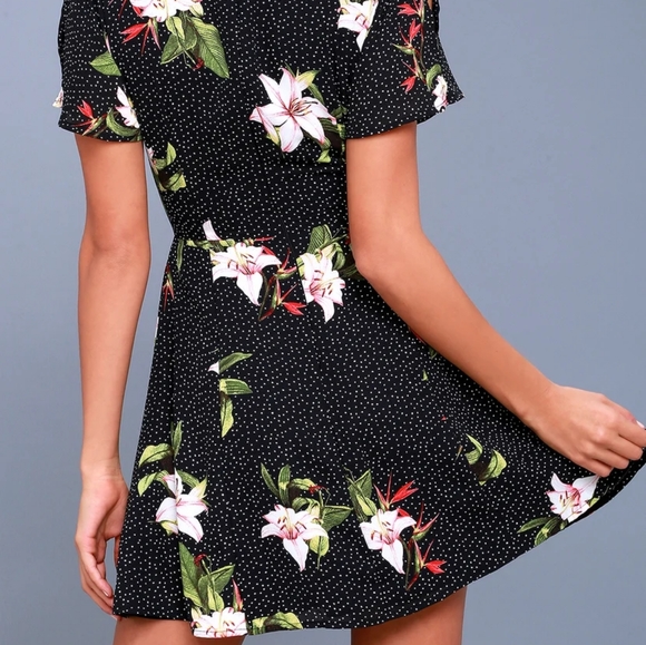 Lulu's floral skater dress - Picture 7 of 11